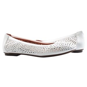 Vionic Women's Robyn White Ballet Flats size 7.5 NEW